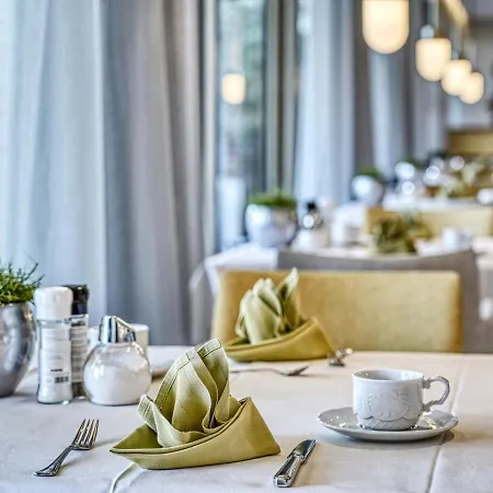 Hotel Traubenheim Tirolo
