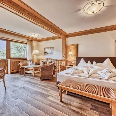 Hotel Traubenheim 4*