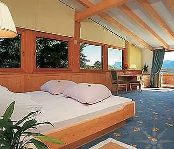 Hotel Traubenheim Tirolo